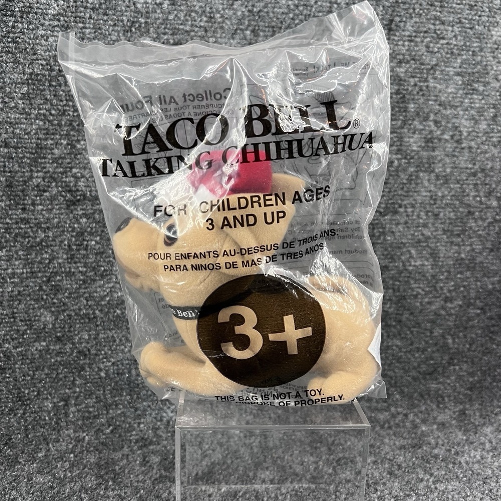 New Sealed Taco Bell Talking Chihuahua Dog "Feliz Navidad, Amigos" - Not Working